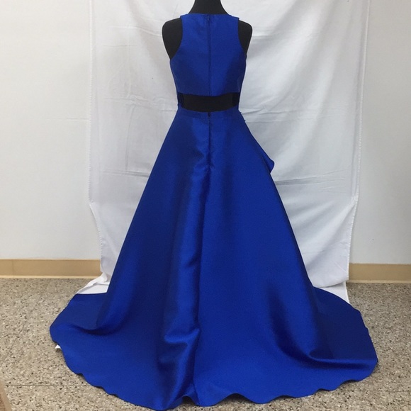 Royal blue prom dress - Picture 2 of 2